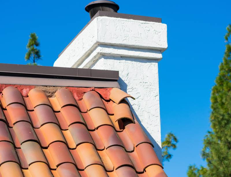 Top 5 Roof Problems: Solutions & Tips - Roof Maintenance