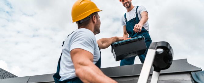 How to Choose the Best Roofers in West Palm Beach, Florida for Your Home 8 Best Roofers in West Palm Beach