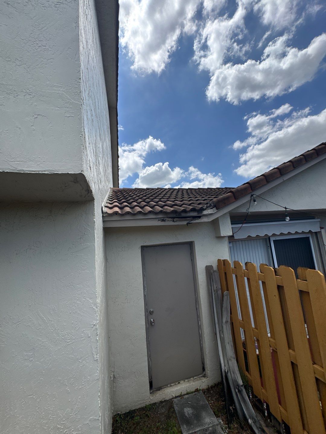 luxury roof installation in pembroke pines